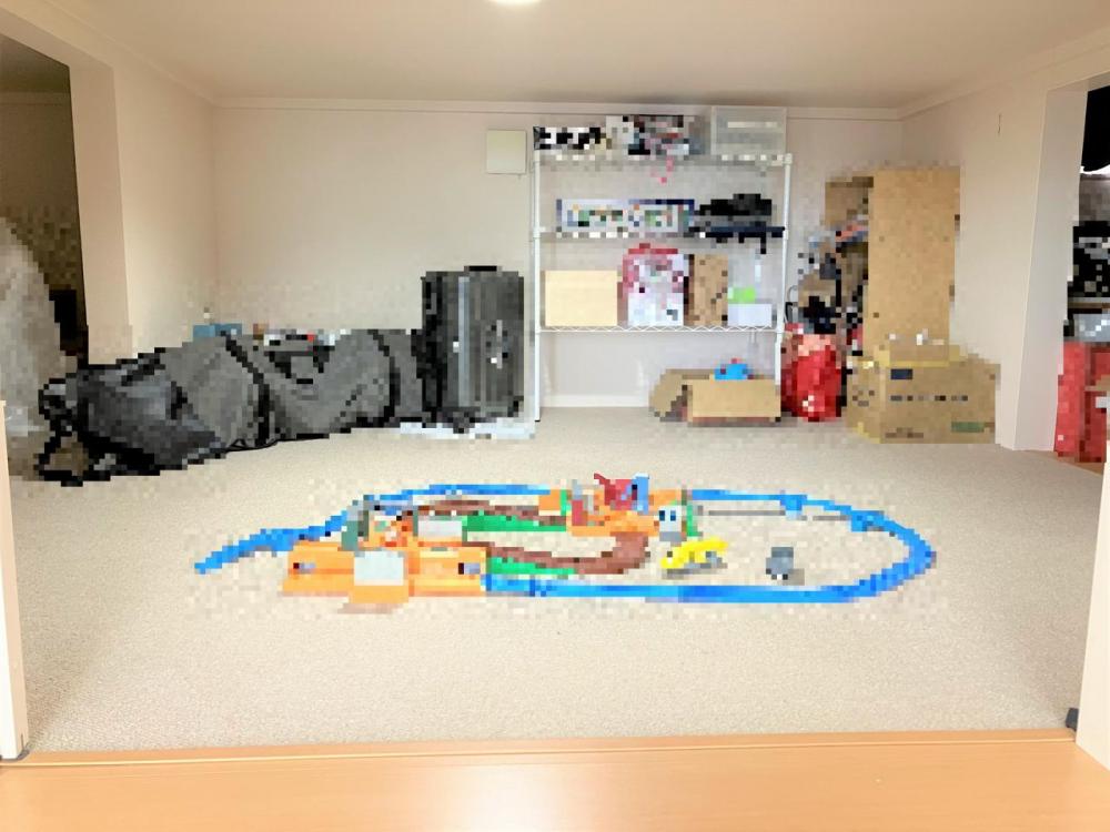 蔵収納は災害備蓄品や季節用品置場、子どもの遊び場など用途色々