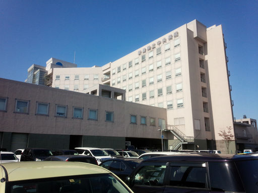 県立中央病院 1200m