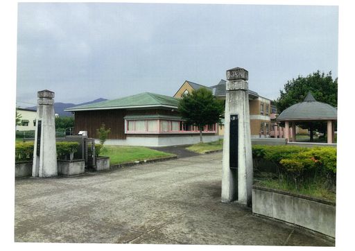 高田中学校 1636m